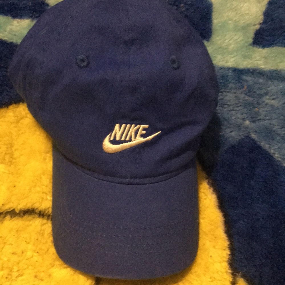 Infant Nike blue hat brand new only had on once in good condition - Picture 1 of 5